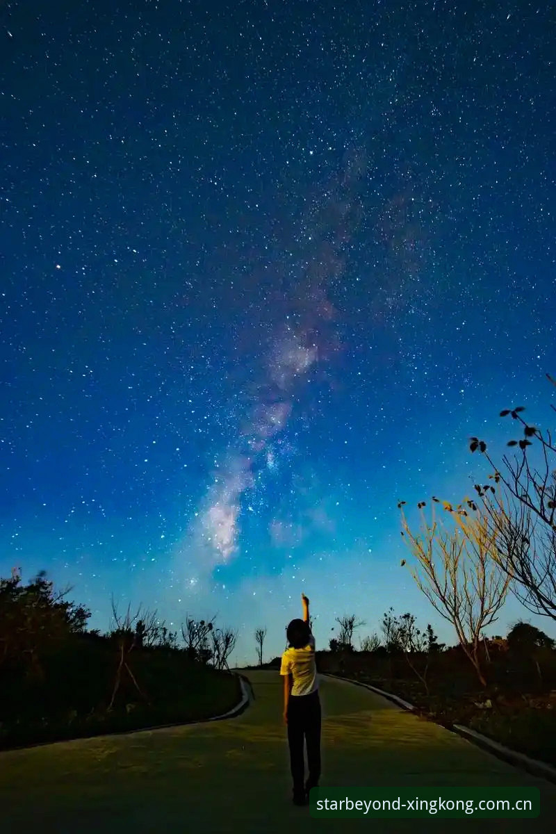 总有人抵达群星之外赛事数据 埃里克森再次晕倒,34岁心脏隐患为何选择了“星空数据”视角?
